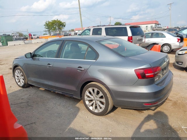3VW2B7AJ0HM211496 Volkswagen 1.4 tsi