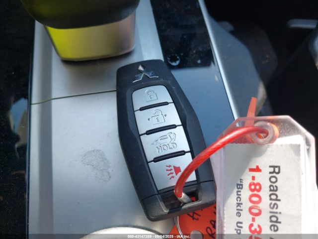 2025 MITSUBISHI OUTLANDER JA4J4VA87SZ020376 Photo 10