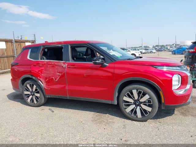 Mitsubishi Outlander 2025 JA4J4VA87SZ020376 Image 13