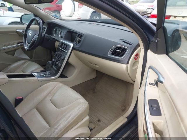 2011 VOLVO S60 YV1902FH2B2005721 Photo 4
