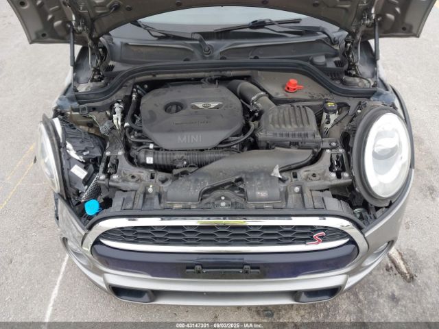 2018 MINI CONVERTIBLE WMWWG9C58J3E38735 Photo 9