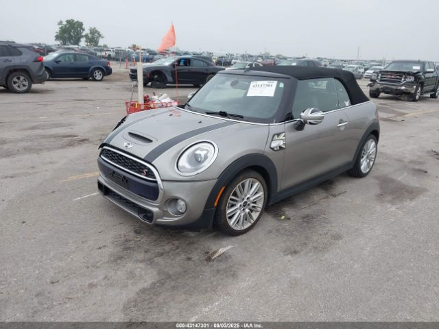 2018 MINI CONVERTIBLE WMWWG9C58J3E38735 Photo 1