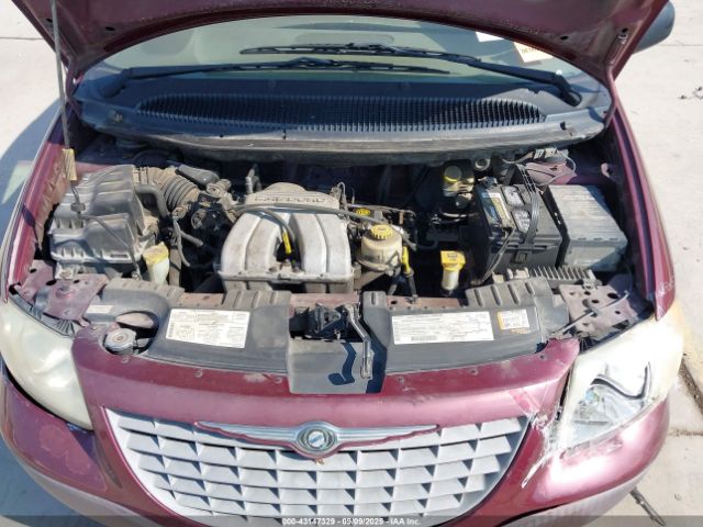 2001 CHRYSLER VOYAGER 1C4GJ25B21B219372 Photo 9