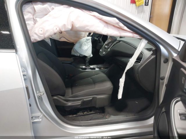 2022 CHEVROLET MALIBU 1G1ZD5STXNF174915 Photo 4