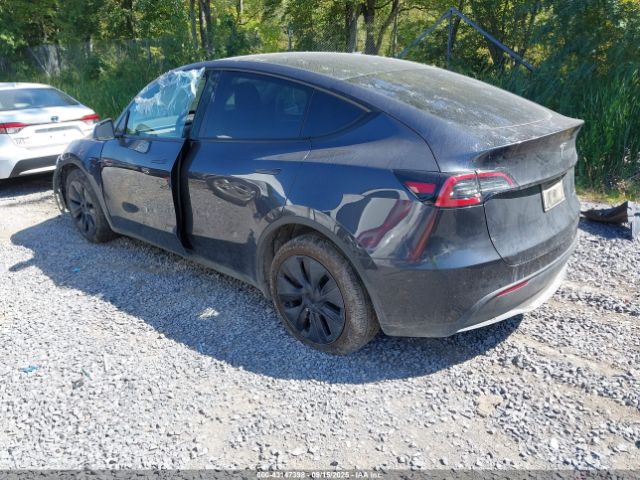 2024 TESLA MODEL Y 7SAYGAEE9RF191251 Photo 2