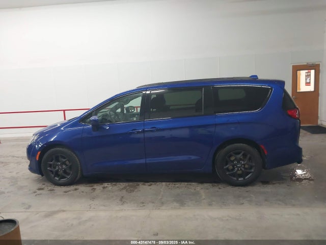 Chrysler Pacifica 2020 2C4RC1EG2LR234385 Image 14