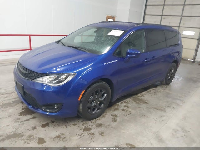 Chrysler Pacifica 2020 2C4RC1EG2LR234385 Image 2