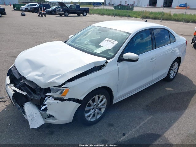 3VWD17AJ3EM370598 Volkswagen Jetta