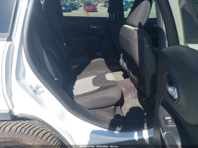 1C4PJMAS2HW560968 Jeep 2017