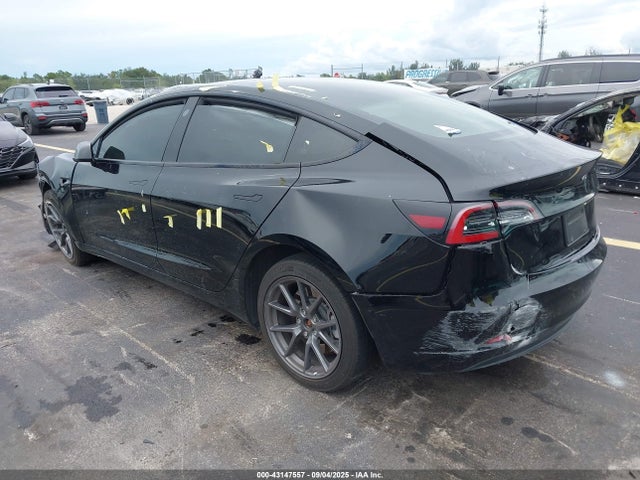 2023 TESLA MODEL 3 5YJ3E1EA6PF500035 Photo 2