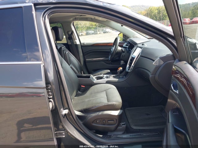 2014 CADILLAC SRX 3GYFNEE35ES661478 Photo 4