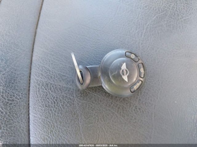 2009 MINI COOPER WMWMF33549TU70209 Photo 10