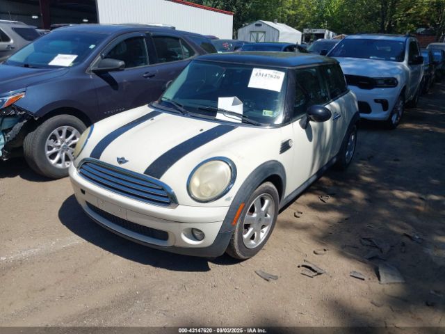 2009 MINI COOPER WMWMF33549TU70209 Photo 1