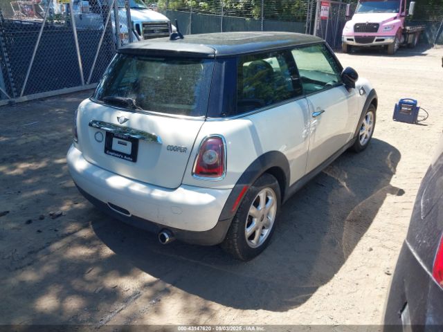 2009 MINI COOPER WMWMF33549TU70209 Photo 3