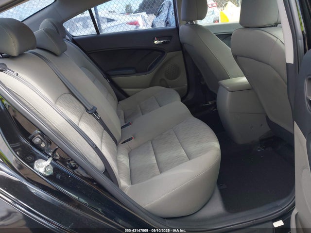 KIA dohc mpi nu 2015 KNAFK4A68F5426011 Image 8
