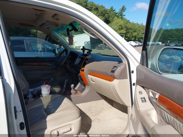 2004 LEXUS GX 470 JTJBT20X040032796 Photo 4