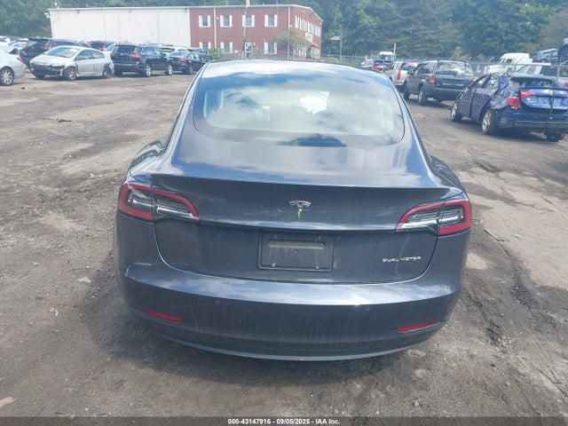 5YJ3E1EB9KF386517 Tesla MODEL 3