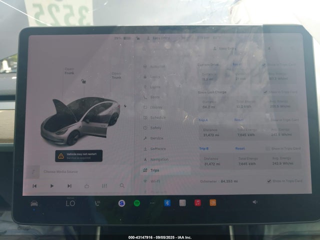 5YJ3E1EB9KF386517 Tesla MODEL 3