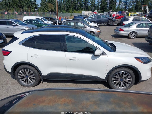1FMCU9J96NUB86142 Ford gtdi 240ps