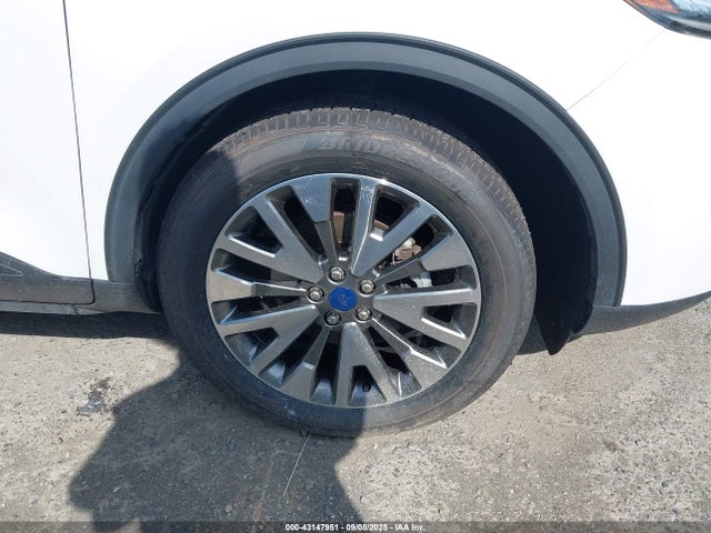 1FMCU9J96NUB86142 Ford gtdi 240ps