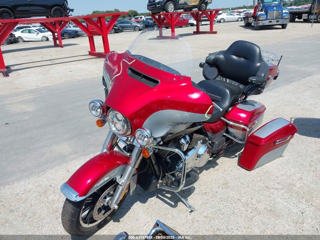 2019 HARLEY-DAVIDSON FLHTCU 1HD1FCC13KB627015 Photo 1