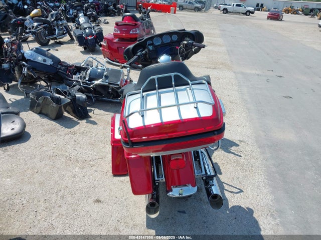 2019 HARLEY-DAVIDSON FLHTCU 1HD1FCC13KB627015 Photo 5