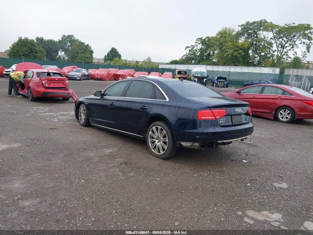 2014 AUDI A8 L WAUR2AFD5EN005719 Photo 2
