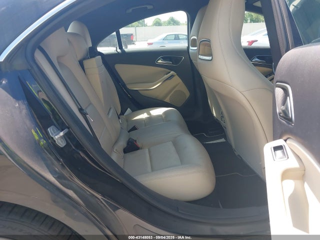Mercedes-Benz CLA-Class 2015 WDDSJ4GB3FN173260 Image 8