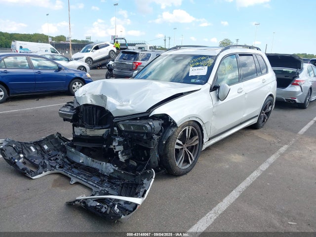 Продажа на аукционе авто 2024 Bmw X7 Xdrive40i, vin: 5UX23EM08R9U94106, номер лота: 43148067