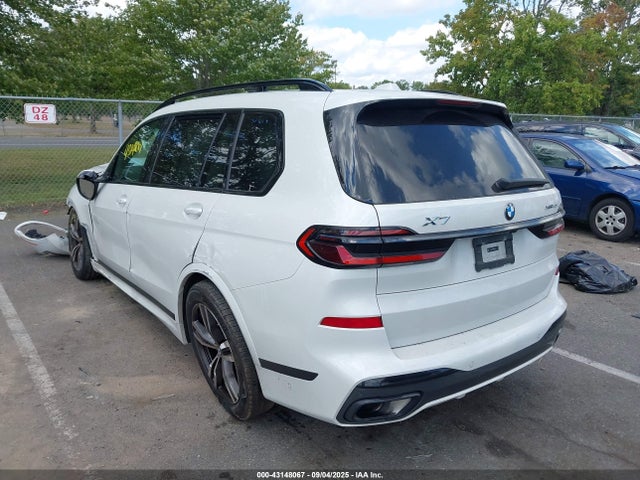 Продажа на аукционе авто 2024 Bmw X7 Xdrive40i, vin: 5UX23EM08R9U94106, номер лота: 43148067