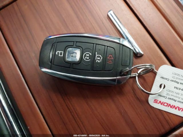 2019 LINCOLN NAVIGATOR L 5LMJJ3LT6KEL25128 Photo 10