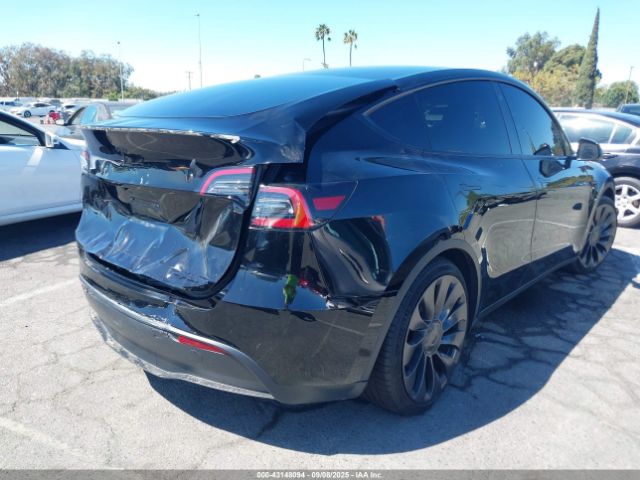 2023 TESLA MODEL Y 7SAYGDEF9PF635882 Photo 3