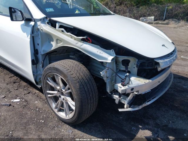 2020 TESLA MODEL Y 5YJYGDEE8LF035966 Photo 5