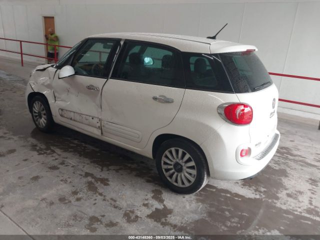 2014 FIAT 500L ZFBCFABH4EZ028541 Photo 2