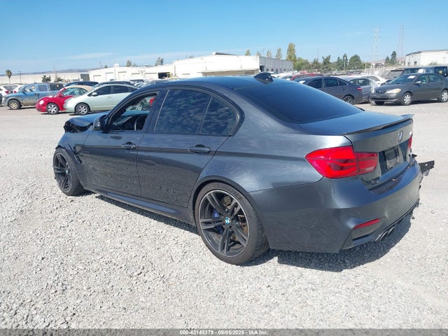 2016 BMW M3 WBS8M9C50G5D30863 Photo 2