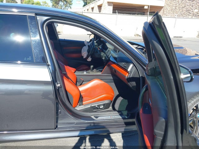 2016 BMW M3 WBS8M9C50G5D30863 Photo 4