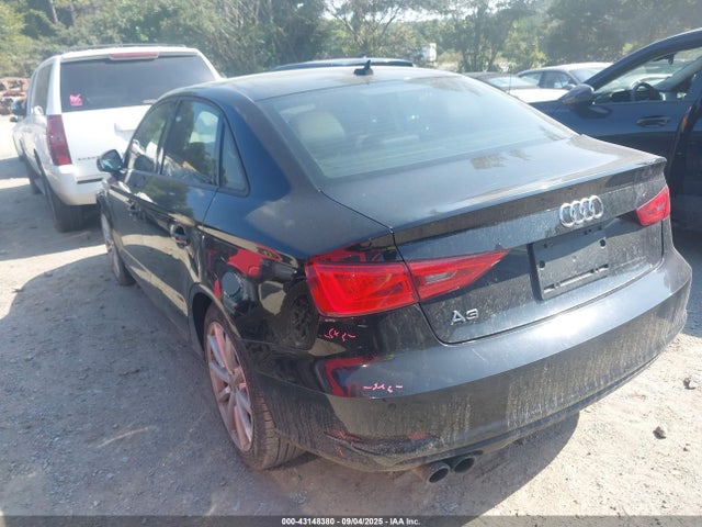 2016 AUDI A3 WAUA7GFF5G1101590 Photo 2