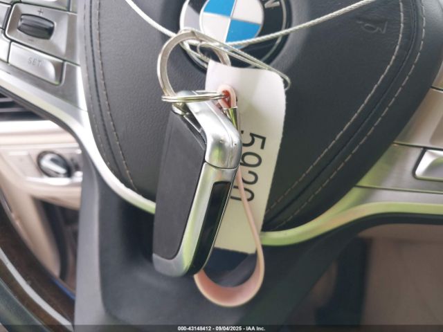 2016 BMW 740I WBA7E2C53GG547605 Photo 10