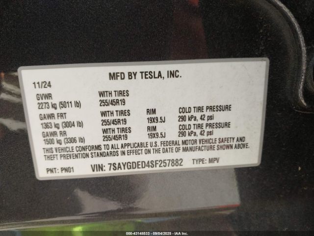 2025 TESLA MODEL Y 7SAYGDED4SF257882 Photo 8