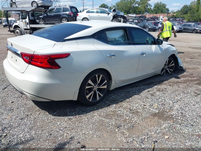 1N4AA6AP4GC902598 Nissan 2016