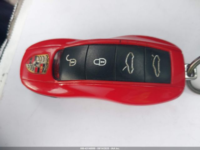 2017 PORSCHE 718 BOXSTER WP0CB2A82HS240836 Photo 10