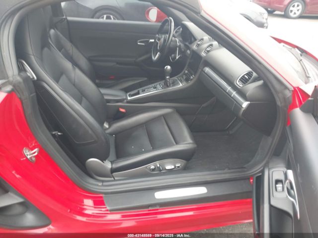 2017 PORSCHE 718 BOXSTER WP0CB2A82HS240836 Photo 4