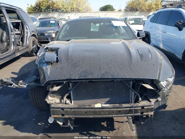Ford 5.0l 4v premium fuel 2017 1FA6P8CF9H5303044 Image 13