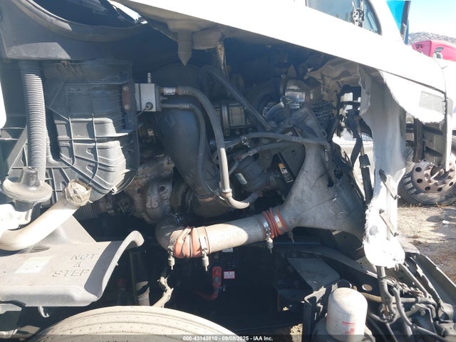 3AKJGLDR3HSHR5940 Freightliner Cascadia 125