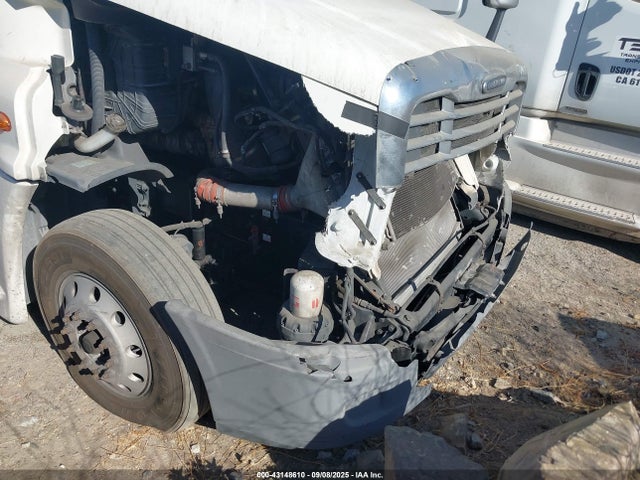 3AKJGLDR3HSHR5940 Freightliner Cascadia 125