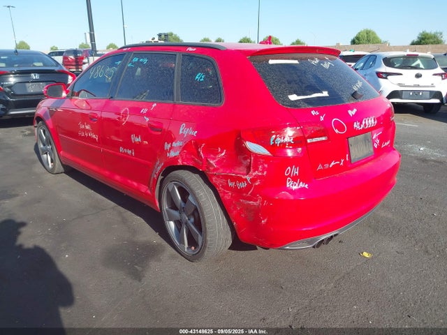 2011 AUDI A3 WAUKEAFM7BA152300 Photo 2
