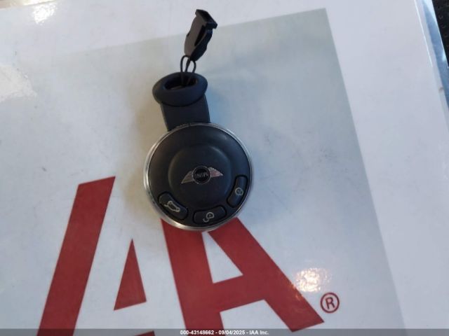 2011 MINI COOPER WMWSU3C52BT094984 Photo 10