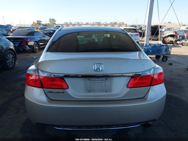 Honda k24w1 2014 1HGCR2F39EA195292 Image 16