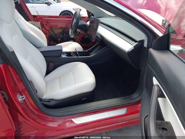 2019 TESLA MODEL 3 5YJ3E1EA7KF509710 Photo 4