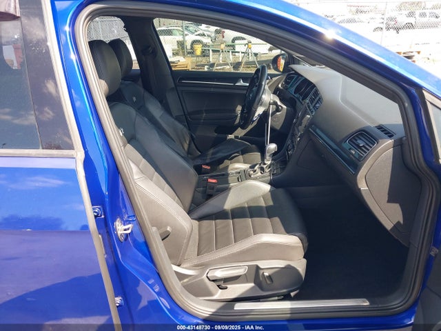 WVWLF7AU7FW236947 Volkswagen Golf